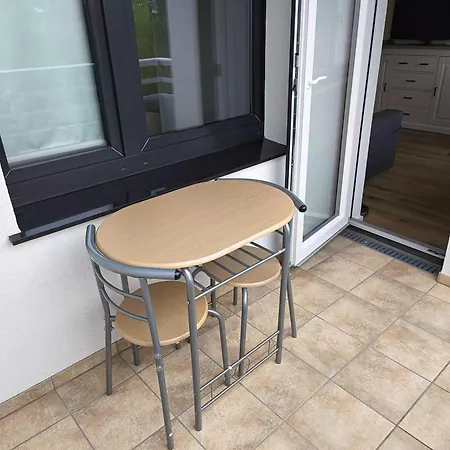 شقة 2 Mit Balkon Bei Duesseldorf *