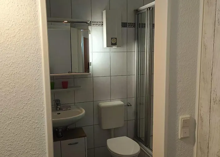 2 Mit Balkon Bei Duesseldorf Apartmán *